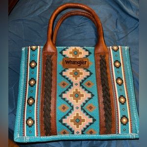 Wrangler Aztec handbag medium size